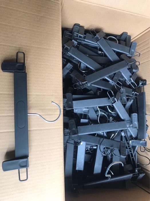 Вешалка от 100 тг