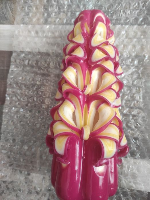 Декоративна свещ ръчно изработена карвинг свещ