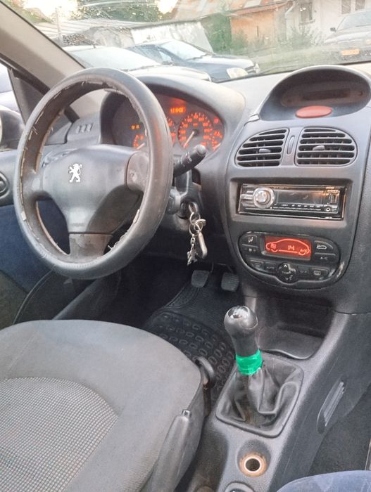 Peugeot 206 1.4 diesel 2500 lei