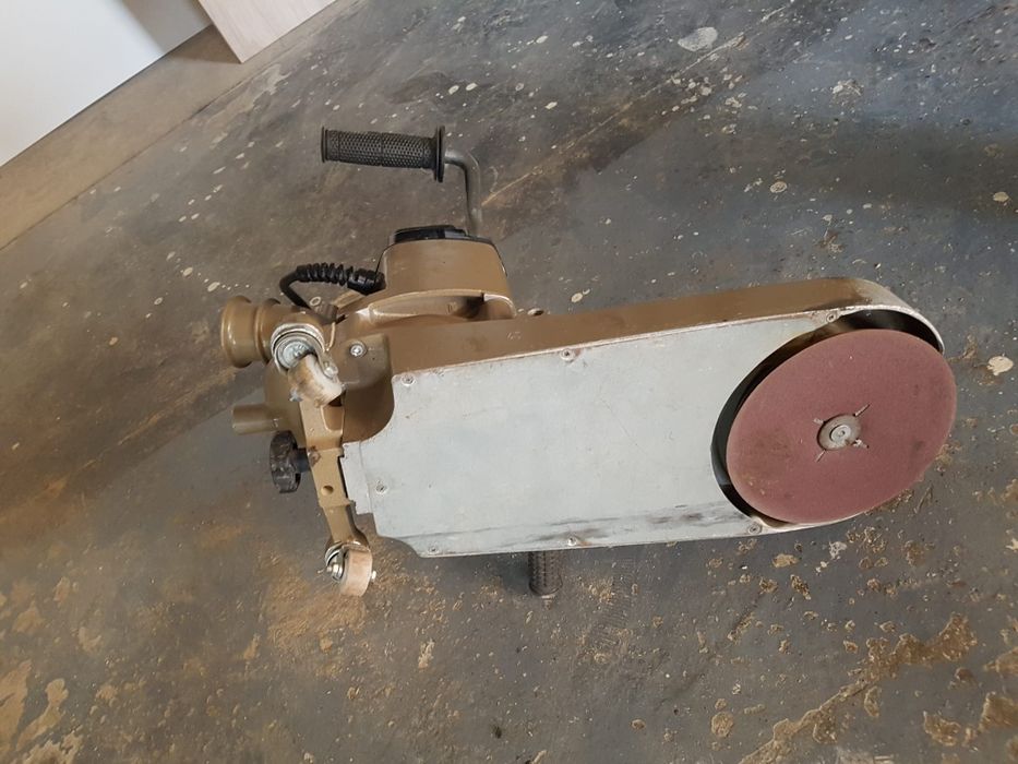 Masina raschetat slefuit parchet Kunzle Tasin