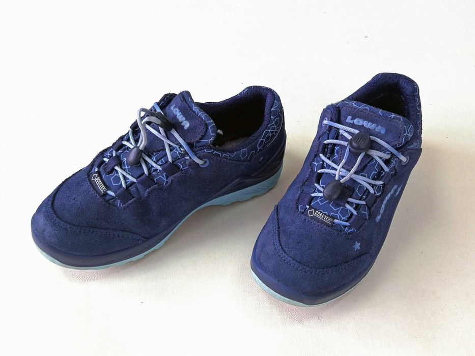 Bocanci ghete munte copii  30 31 LOWA - GORETEX IMPERMEABILI  EX++