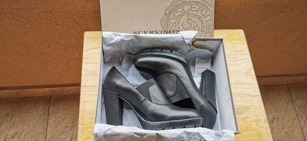 Маркови дамски елегантни обувки SCERVINO STREET - 39 номер