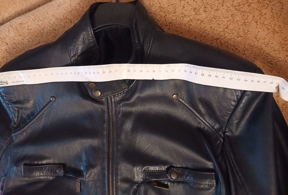 Geaca din piele naturala