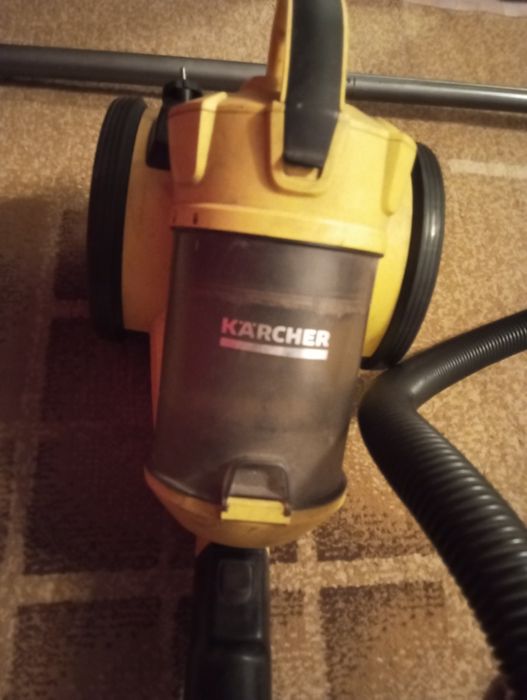 Продам пылесос Кàrcher