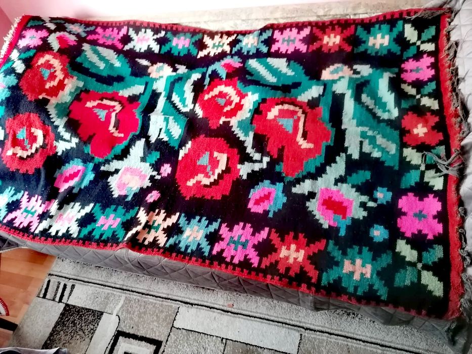 Poneava / patura tesuta la razboi