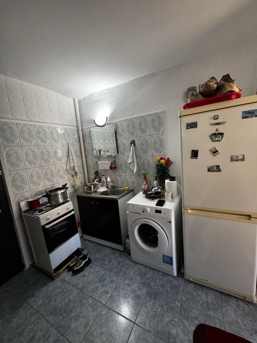 Camera de camin pe putnei (sarari)