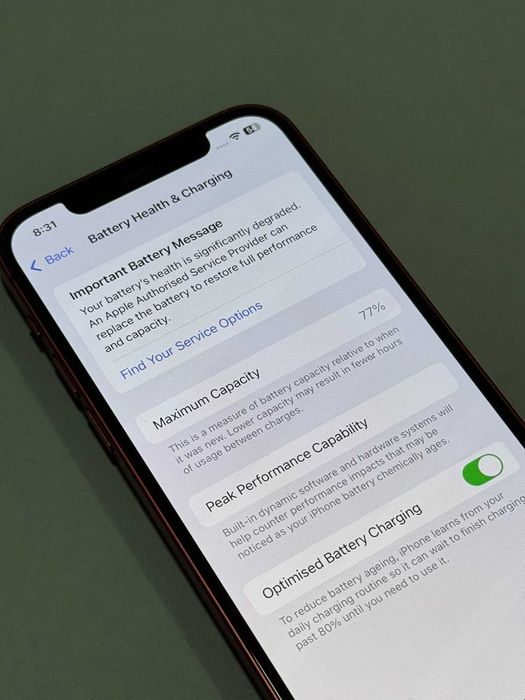 iPhone 12 64GB 77% Battery Health