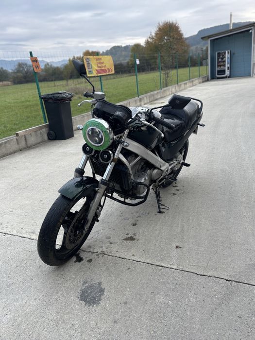 Vand sau schimb honda revere 650
