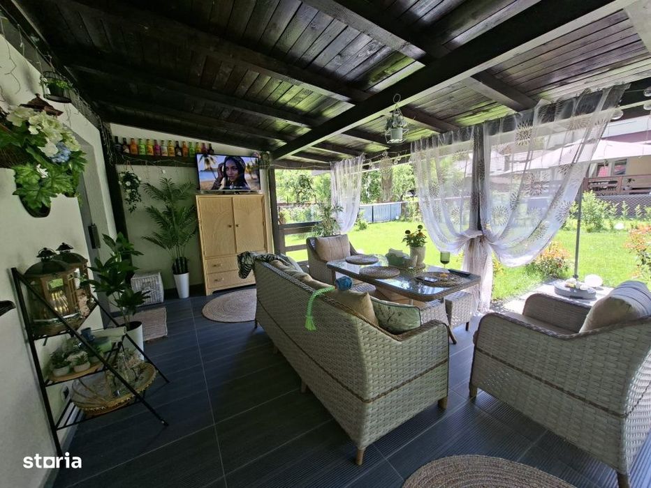 Casa 4 camere, 200 mp, teren 8 ari, zona Lunci