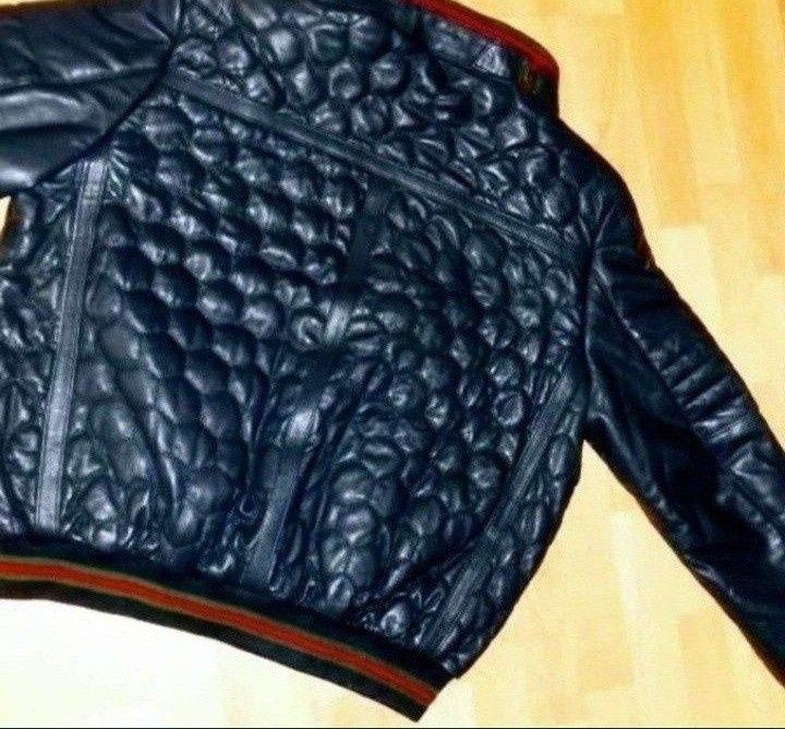 Geaca piele naturala 100%,feronerie metalica, import Italia, saculet