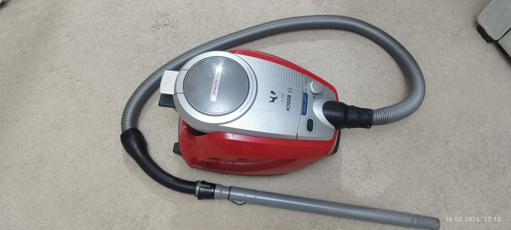 Продаю пылесос bosch в отличном состоянии