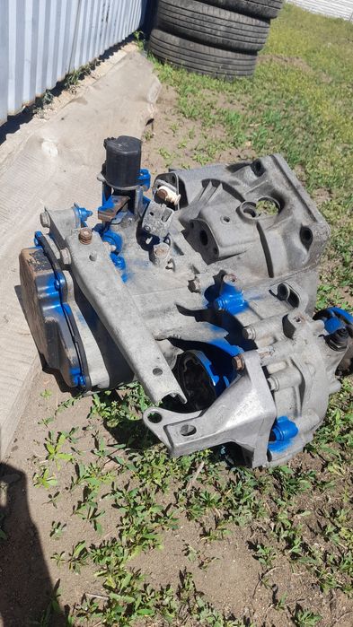 Продам коробку Volkswagen B3