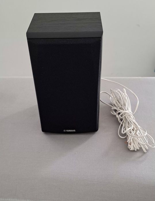 Sistem Yamaha  central NS-C51, doua difuzoare NS-B51 si Fenton AV320BT