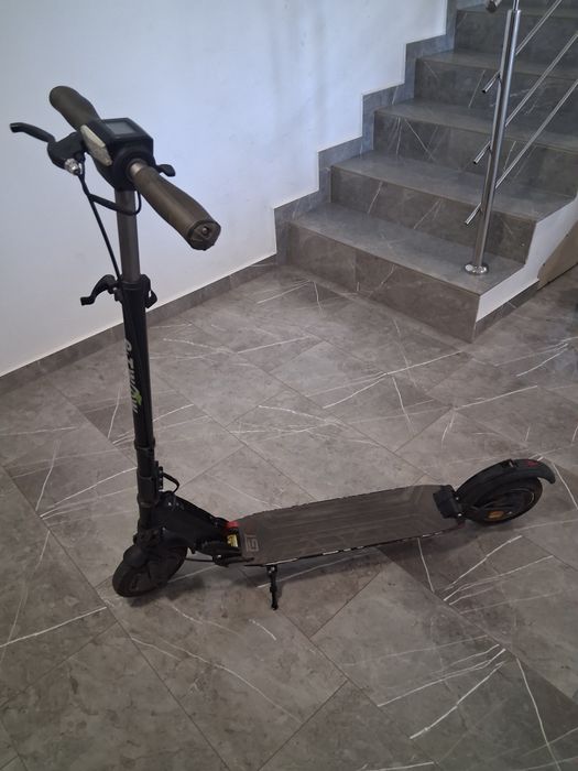 Trotinetă electrică E-TWOW