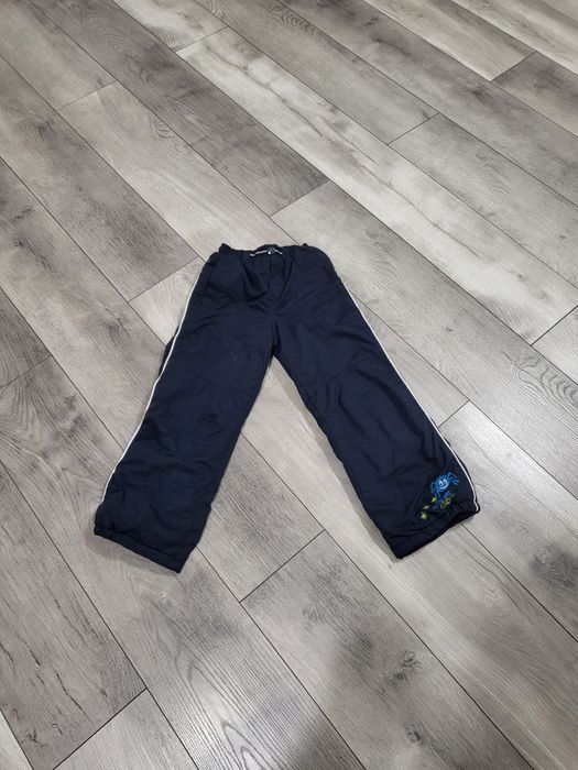 Vând pantaloni de ski