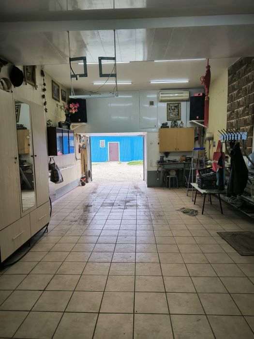 Продам гараж с хоз.блоком