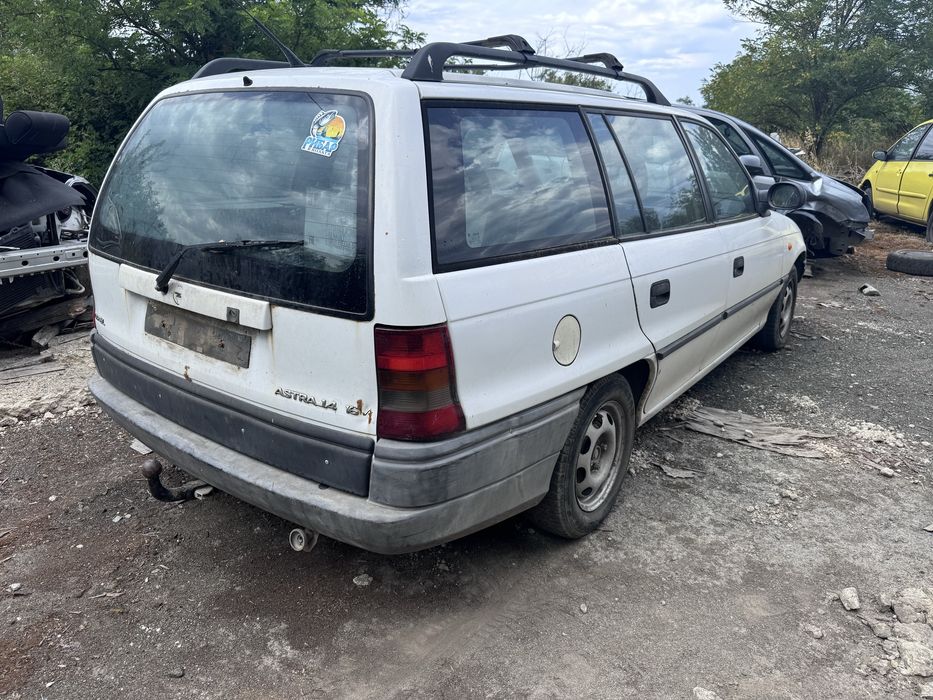 Opel Astra f 1.4i 16v 90hp На Части