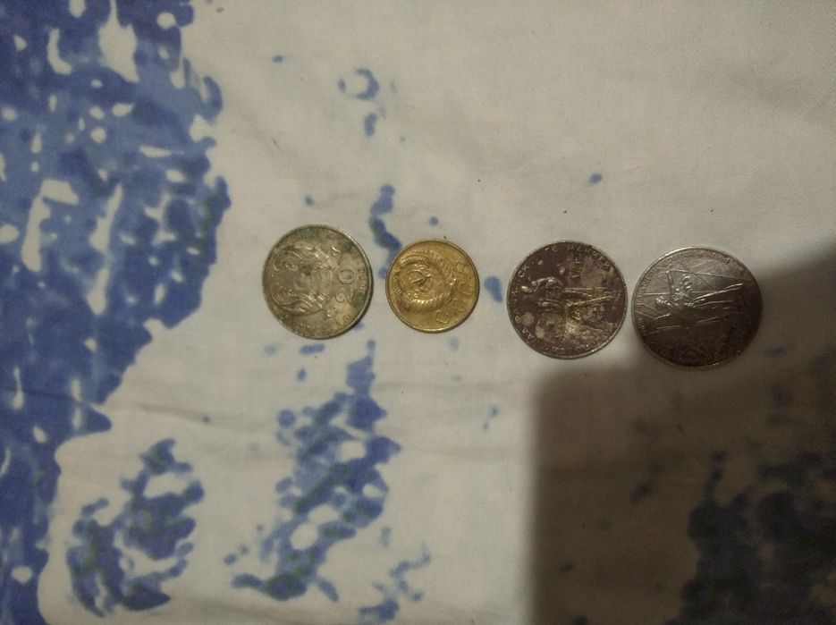 Продам истерические монеты