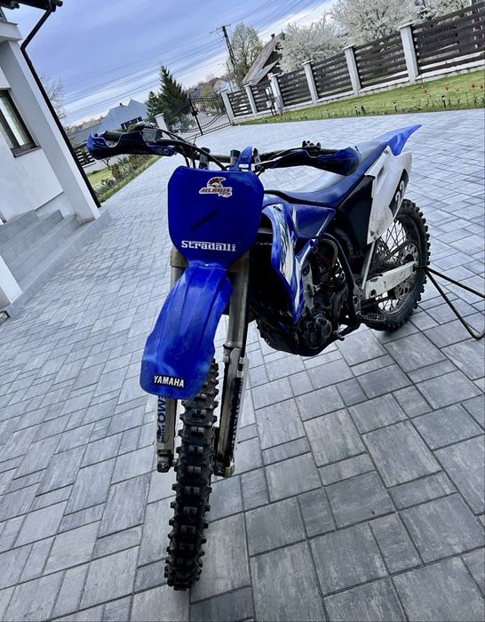 Vând Yamaha YZF