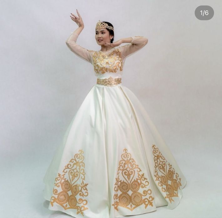 Продам национальные платья