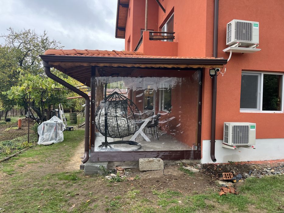 Ветроупорни завеси,сенници тип чупещо рамо,винил,кристал,бърбекю,шатри