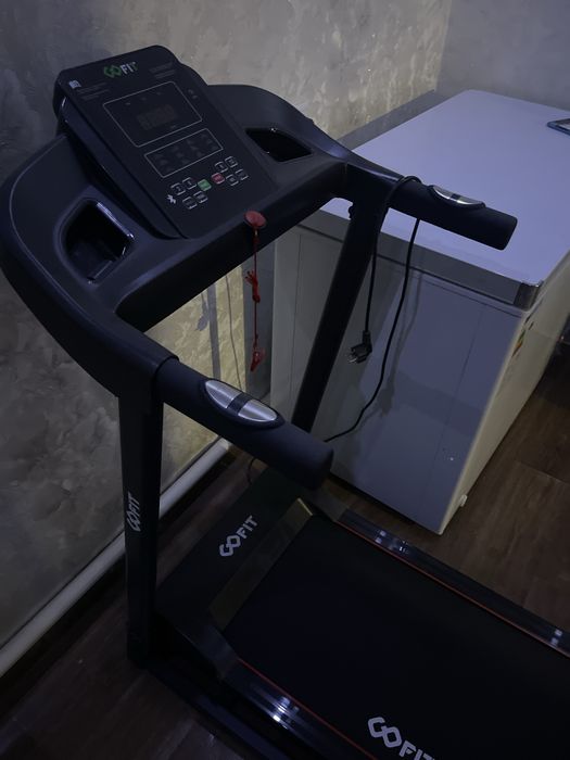 Продается беговая дорожка GOFIT K50