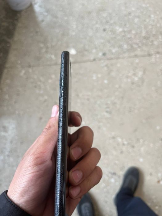 Redmi note 15  toza telefon 1 oy boʻlmadi oʻzima iph 13 oldim
