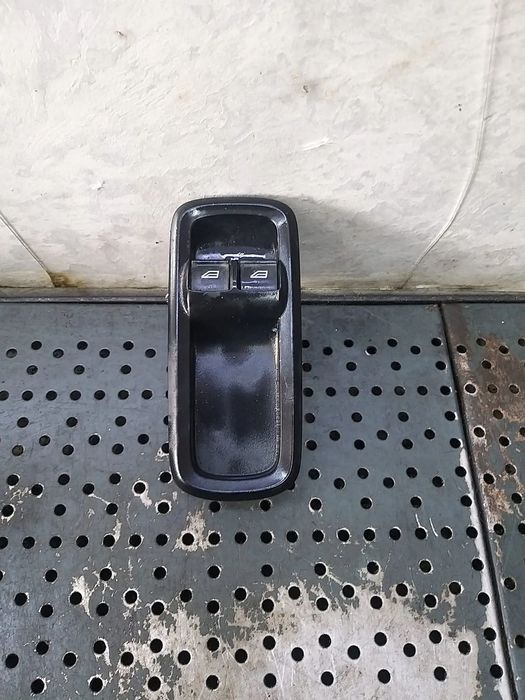 Bloc butoane geamuri ford fiesta 6 cb1 ccn 8a6t14a132ac