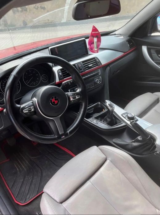 BMW Seria 3 | F30 M-Sport | Melbourne Red | 192k km | Istoric Service