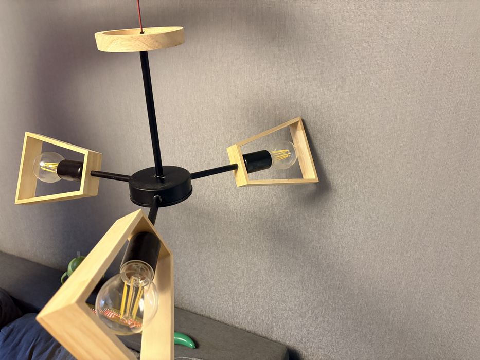 Продам люстры, в стиле минимализм