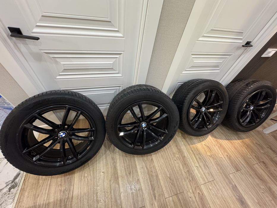 Продам диски с шинами для BMW G30