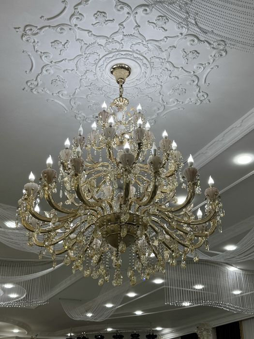 Люстра большие для ресторана кафе