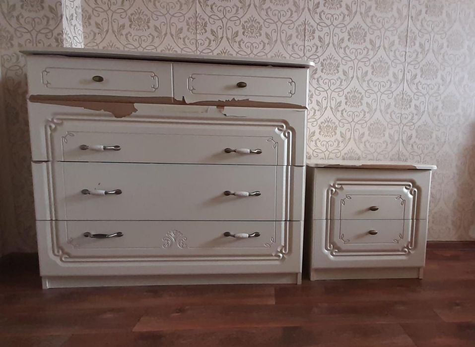 Спальный гарнитур