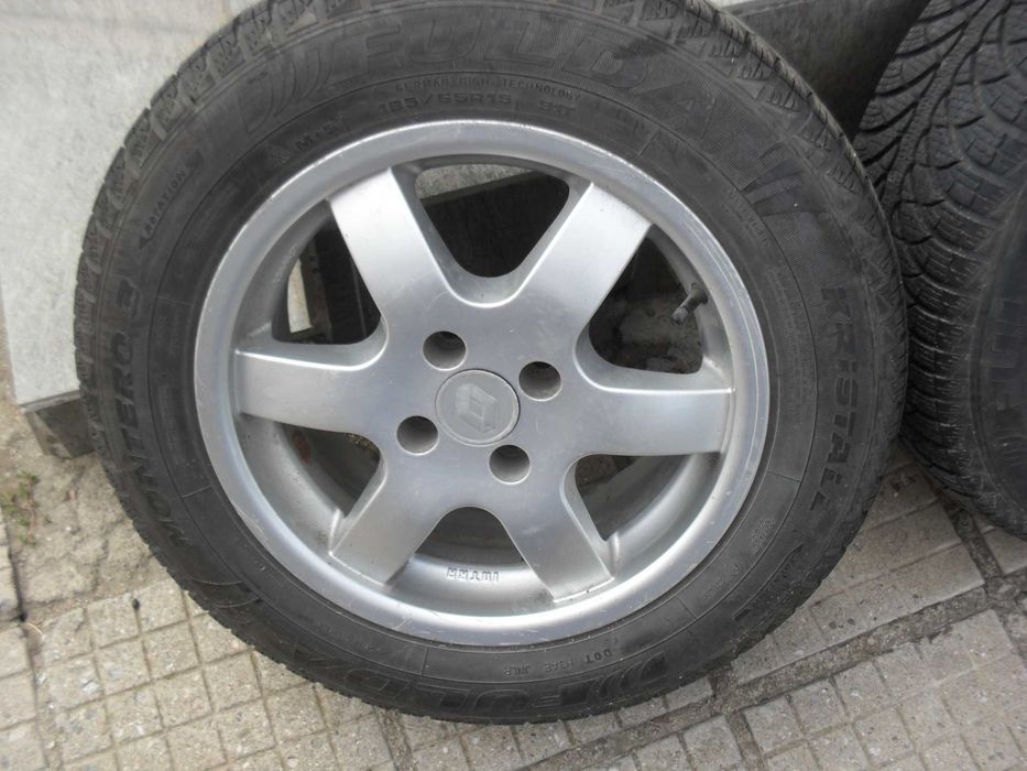 Алуминиеви джанти R15 и зимни гуми 195/65/15, цена 180€