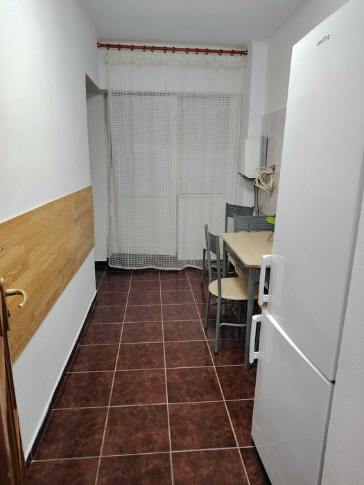 Apartament 1 cameră – 47.000 eur, negociabil, bl. Dorobantilor intersectie cu Tineretului. Se acceptă credit.