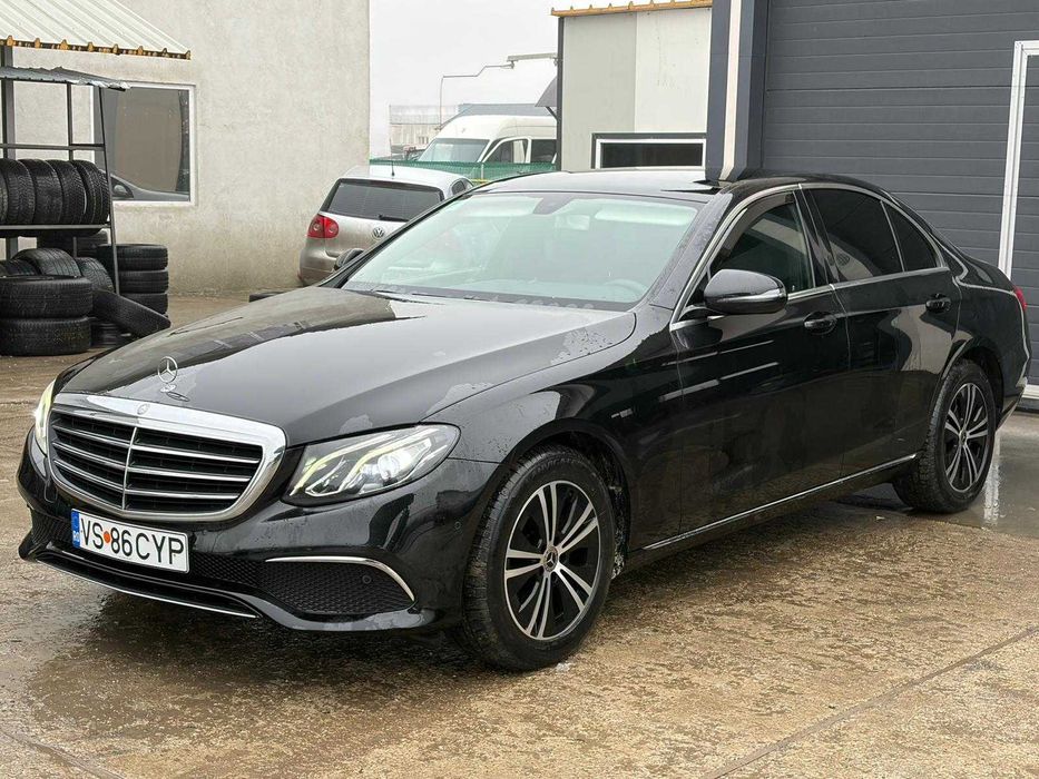 Mercedes E class panoramic