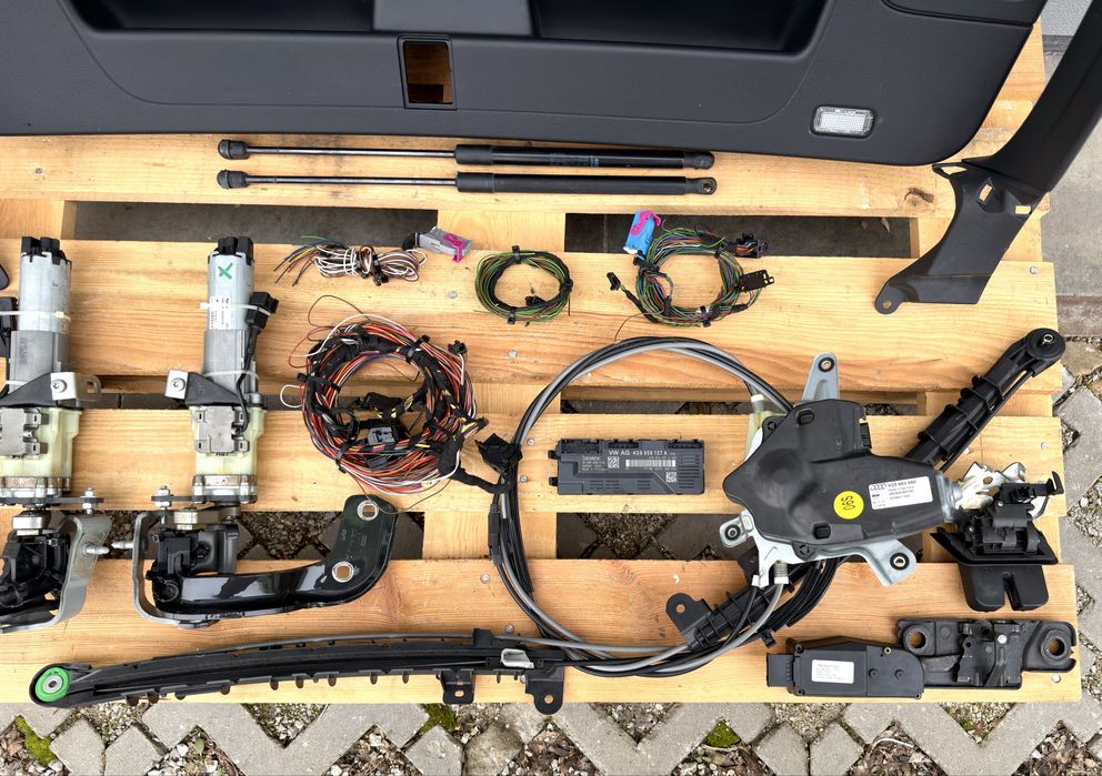 Автоматичен багажник AUDI A6 4G Комплект