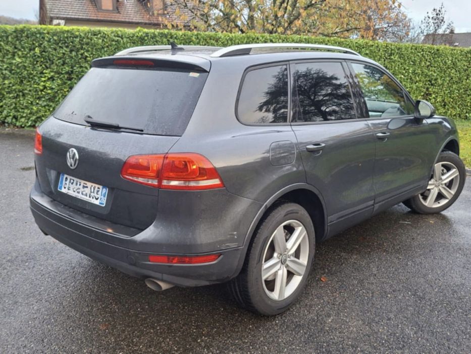 Volkswagen Touareg 3.0tdi 2012 200.000km *fara acte* pentru piese*