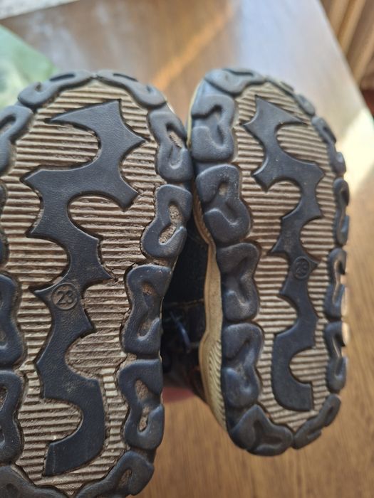 Продам ботинки срочно