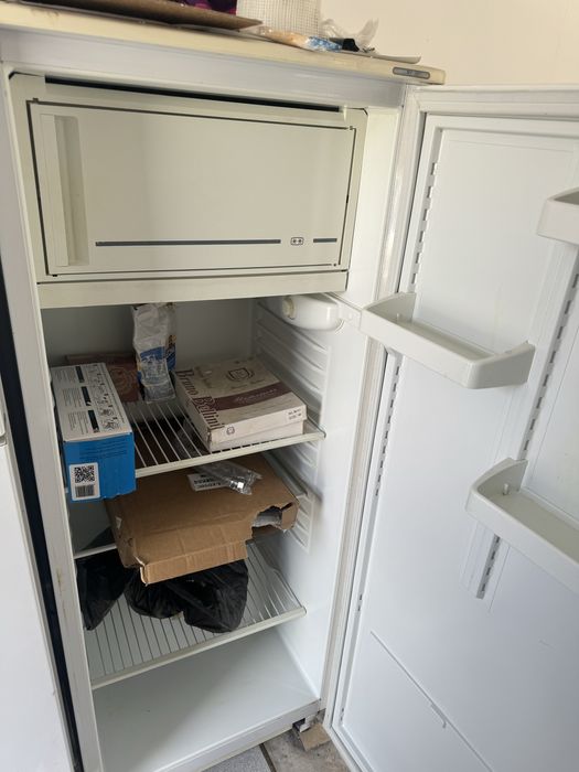 Холодильник атлант продается