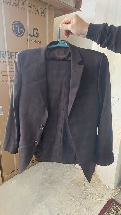 Продаётся мужской костюм