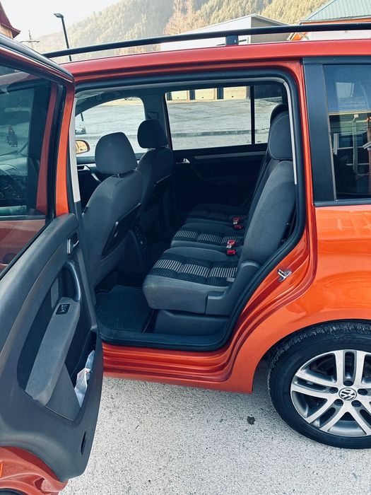 Volkswagen Touran 2009 1.9 TDI – DPF activ – fiabilă