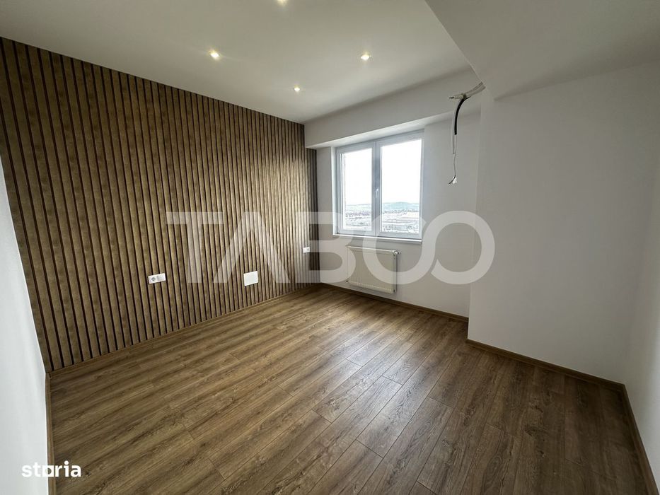 Apartament 2 camere bucatarie separata de vanzare etaj intermediar