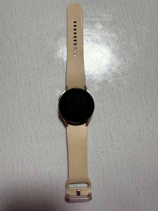 Продам Samsung Galaxy Watch