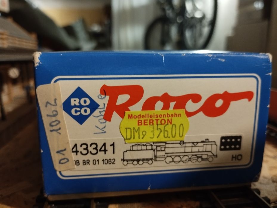 Парен локомотив Roco BR01 HO 1/87