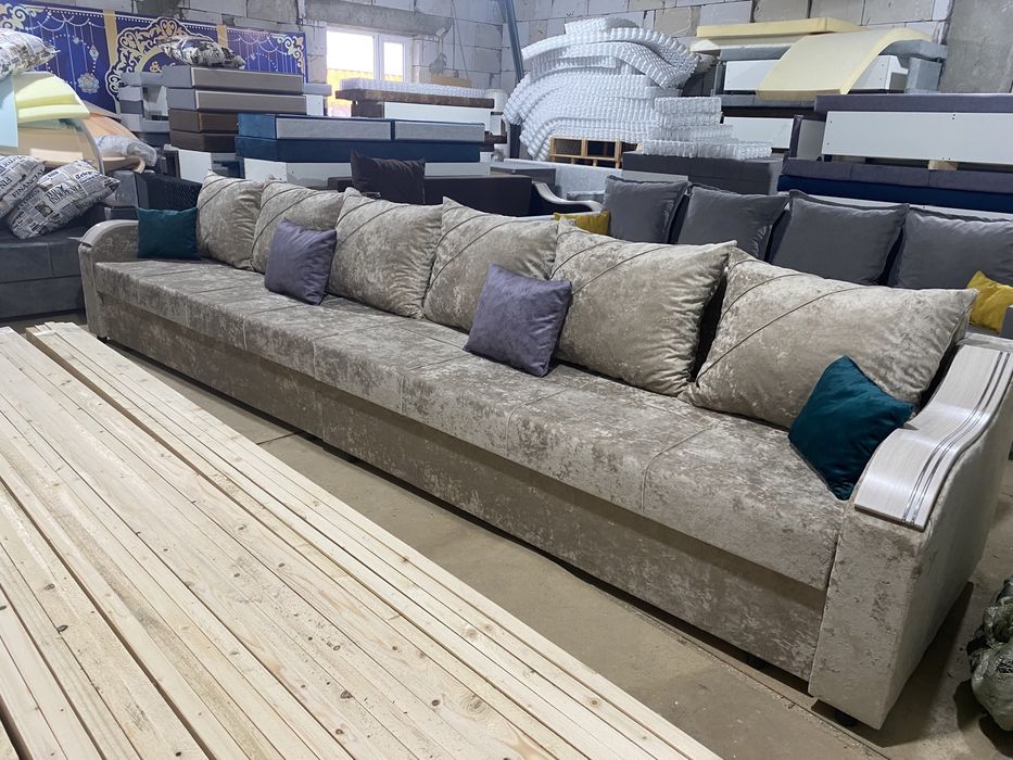 Мягкий мебель