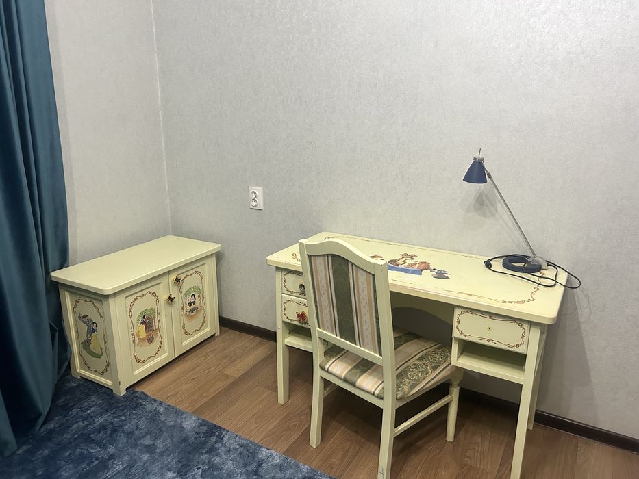 Мебель в детскую комнату