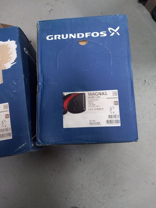 Vând două pompe grundfos