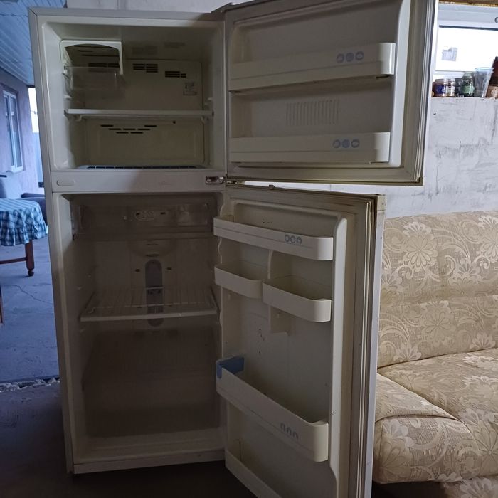 Холодильник LG б/у