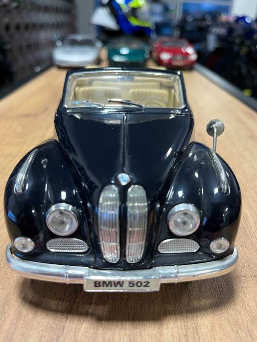 Рядък модел  метална колекционерска количка BMW 507 1955г. 1:18